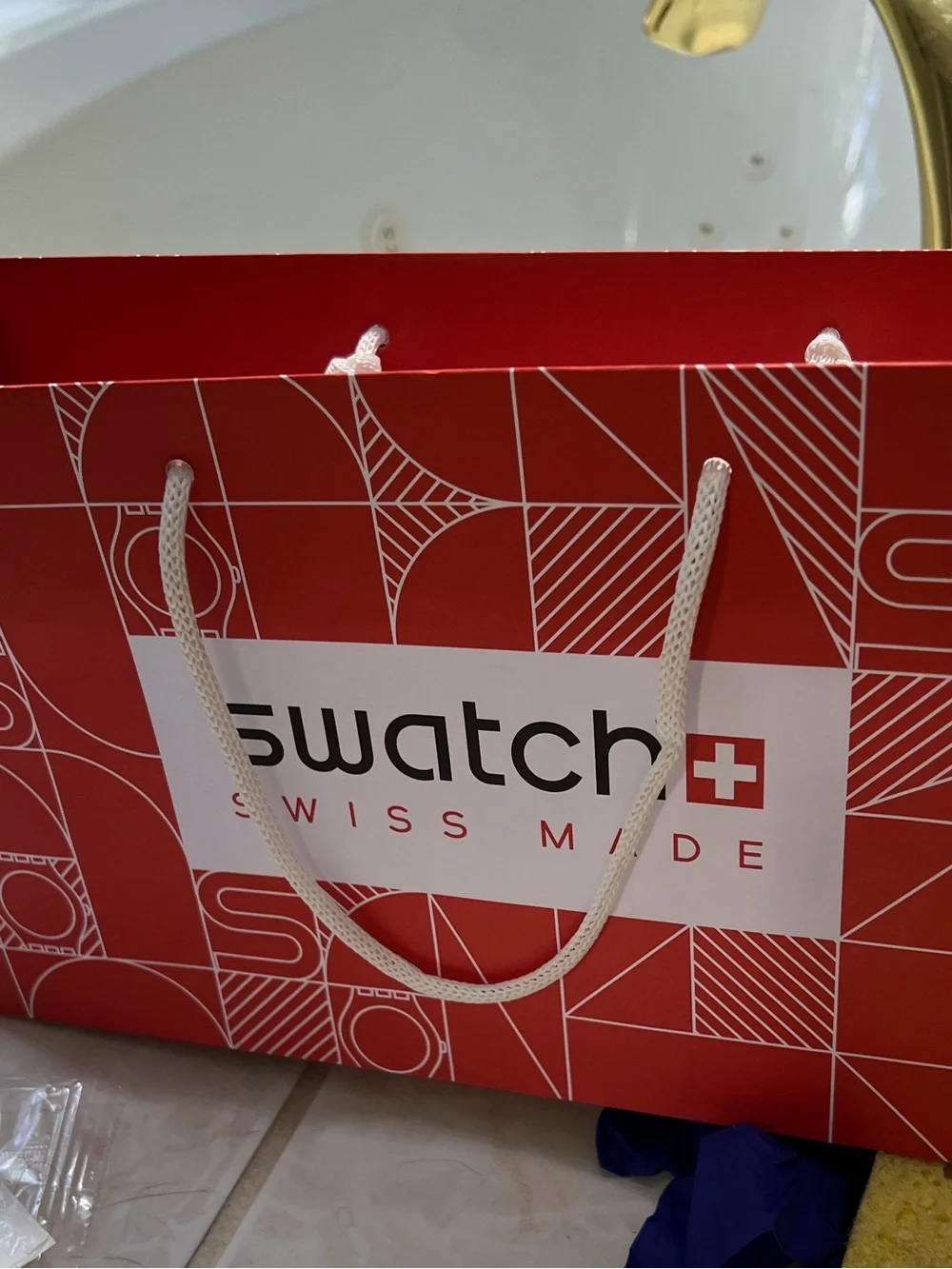 Swatch Watch New York “Lines in the Sky” Skyline. No Scratches!! In box